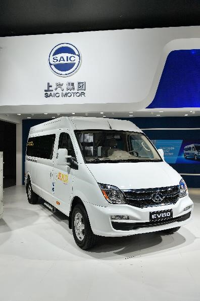 凯发娱乐k8官网创新产品“驶入”2017工博会