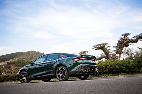 B级运动轿车新标杆来了，MG7 2025款智能登场，限时一口价11.29万元起